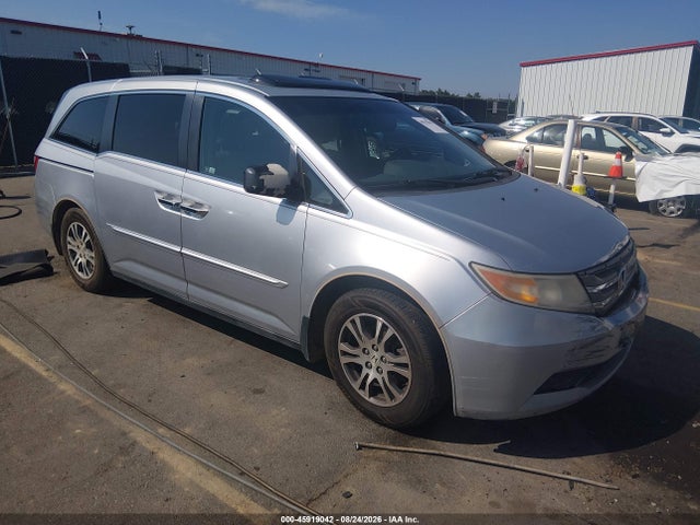 Auction sale of the 2012 Honda Odyssey Ex-l, vin: 5FNRL5H61CB015696, lot number: 45919042