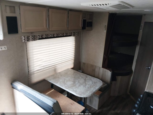 2019 Forest River Catalina 26ft Bumper Pull მანქანა იყიდება აუქციონზე, vin: 5ZT2CARBXKU033012, აუქციონის ნომერი: 45919115