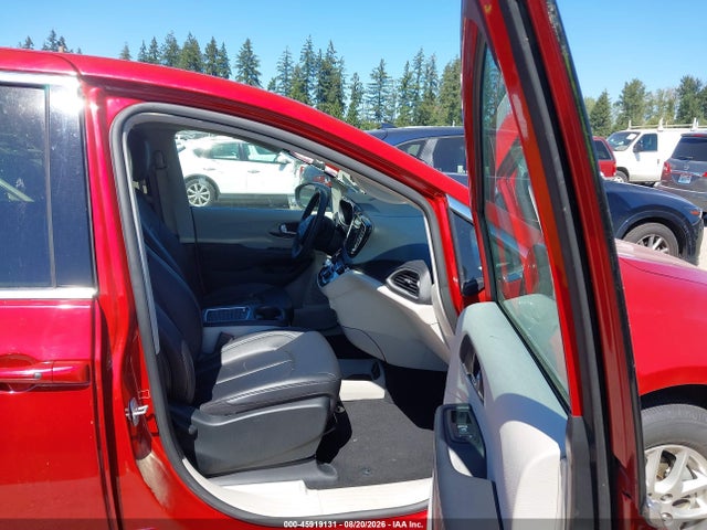 Продажа на аукционе авто 2024 Chrysler Pacifica Touring L, vin: 2C4RC1BG6RR170185, номер лота: 45919131