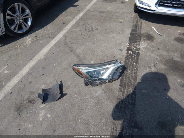 45919155 :رقم المزاد ، JTMBFREV2JD252021 vin ، 2018 Toyota Rav4 Le مزاد بيع