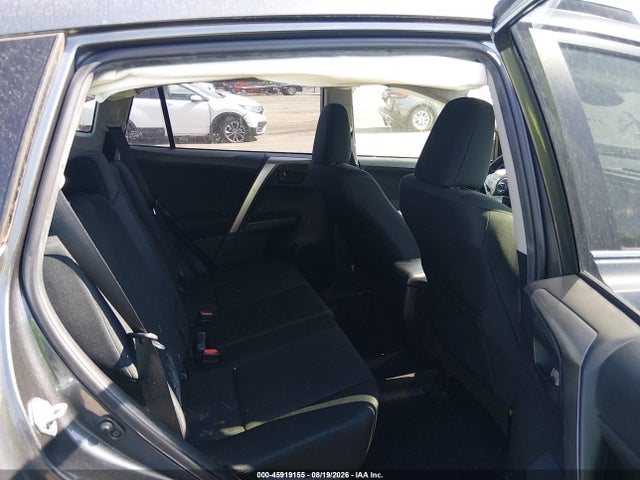 45919155 :رقم المزاد ، JTMBFREV2JD252021 vin ، 2018 Toyota Rav4 Le مزاد بيع
