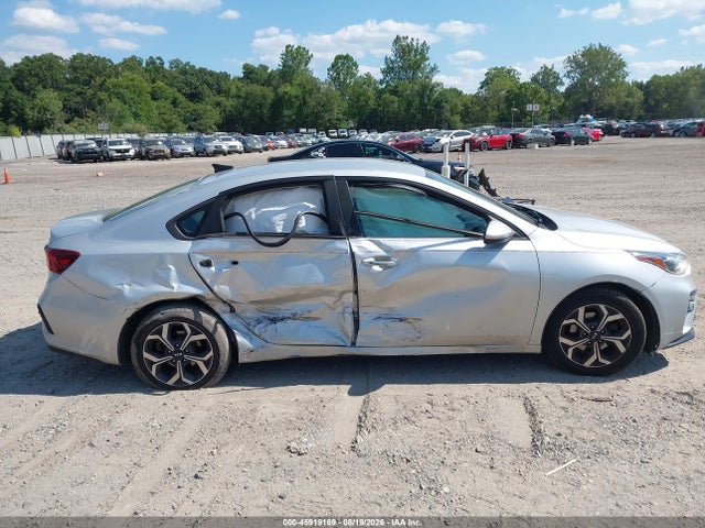 Aukcja sprzedaży 2020 Kia Forte Lxs, vin: 3KPF24AD4LE142876, numer aukcji: 45919169