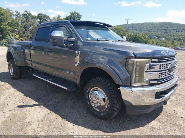 45919172 :رقم المزاد ، 1FT8W3DT8KED77673 vin ، 2019 Ford F-350 Xlt مزاد بيع