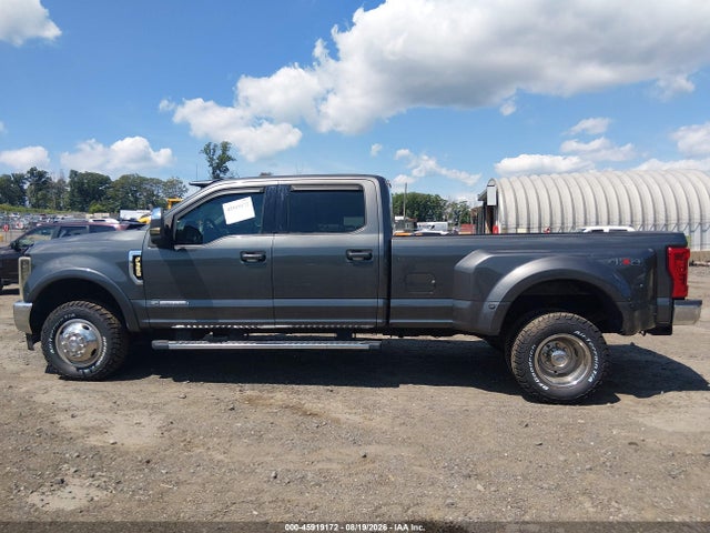 45919172 :رقم المزاد ، 1FT8W3DT8KED77673 vin ، 2019 Ford F-350 Xlt مزاد بيع