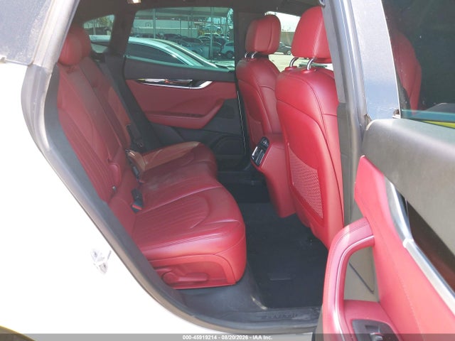 Maserati Levante 2017 ZN661XUA0HX210781 Image 8
