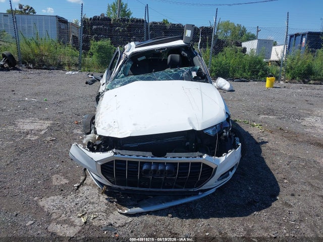 Продажа на аукционе авто 2021 Audi Q3 Premium 40 Tfsi Quattro Tiptronic, vin: WA1AUCF32M1061369, номер лота: 45919215