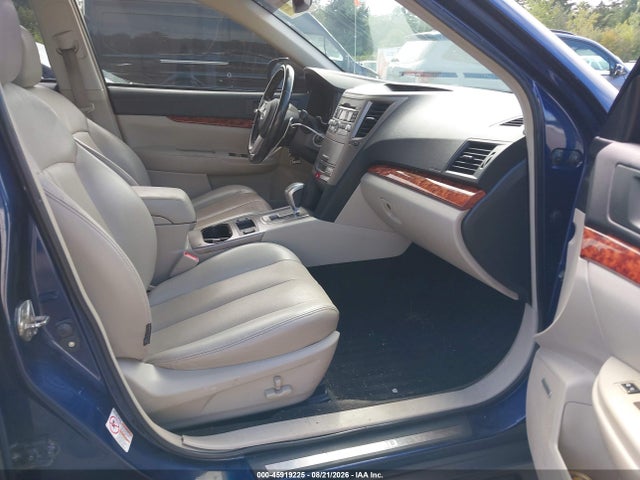 2011 Subaru Outback 2.5i Limited მანქანა იყიდება აუქციონზე, vin: 4S4BRBKC0B3411428, აუქციონის ნომერი: 45919225