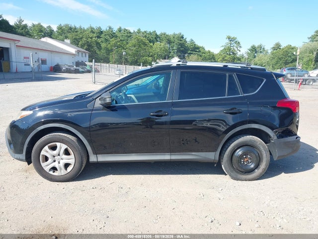 2T3BFREV1EW171262 Toyota RAV4 LE