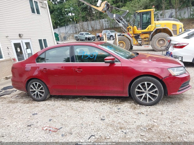 45919307 :رقم المزاد ، 3VWDB7AJ1HM377731 vin ، 2017 Volkswagen Jetta 1.4t Se مزاد بيع