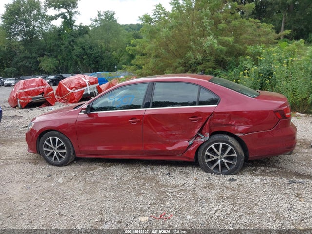 45919307 :رقم المزاد ، 3VWDB7AJ1HM377731 vin ، 2017 Volkswagen Jetta 1.4t Se مزاد بيع