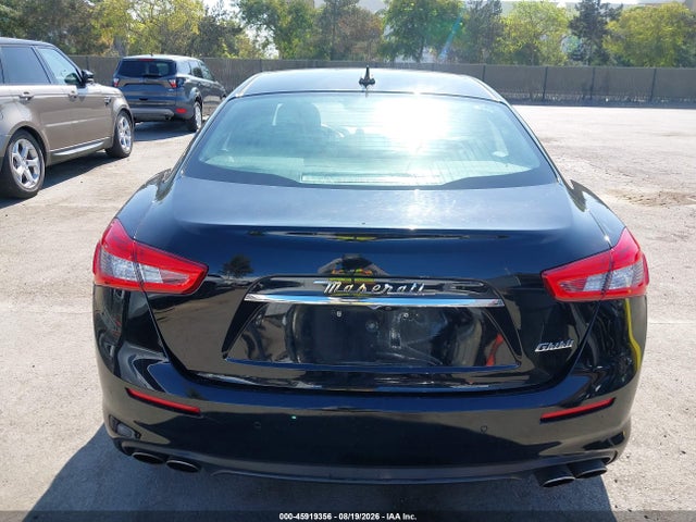Maserati Ghibli 2018 ZAM57XSA4J1293036 Image 16