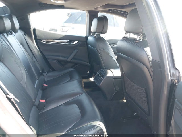 Maserati Ghibli 2018 ZAM57XSA4J1293036 Image 8