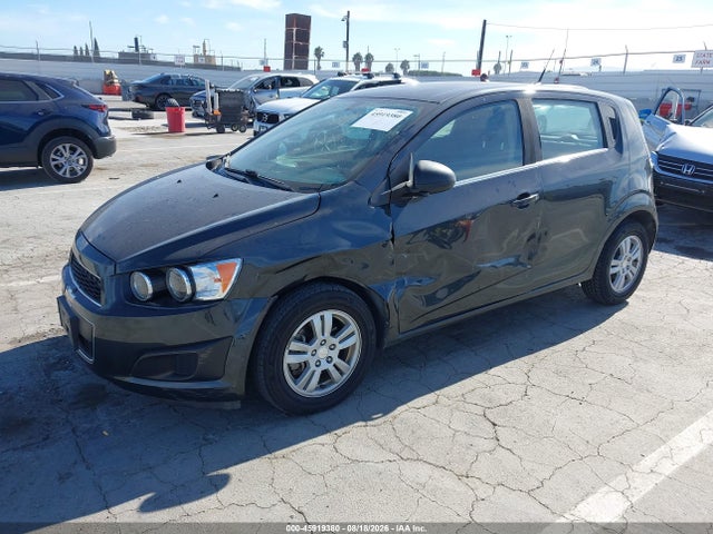 Chevrolet Sonic Lt Auto 2014 1G1JC6SB5E4232793 Image 2