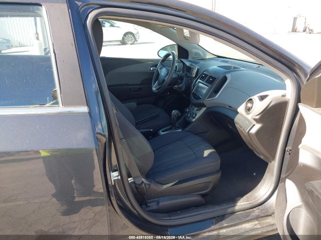 Chevrolet Sonic Lt Auto 2014 1G1JC6SB5E4232793 Image 5