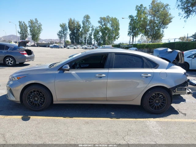 45919417 :رقم المزاد ، 3KPF24AD6RE785755 vin ، 2024 Kia Forte Lxs مزاد بيع