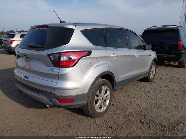45919429 :رقم المزاد ، 1FMCU9GD0HUB64962 vin ، 2017 Ford Escape Se مزاد بيع