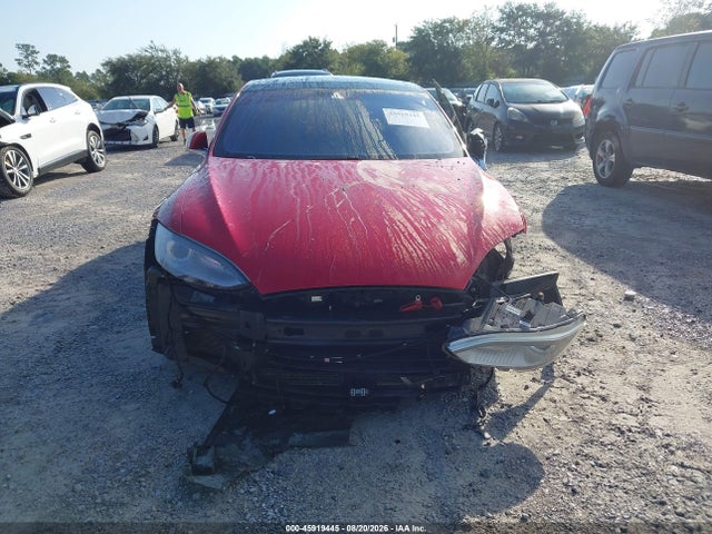 2014 Tesla Model S P85d მანქანა იყიდება აუქციონზე, vin: 5YJSA1H28EFP62681, აუქციონის ნომერი: 45919445