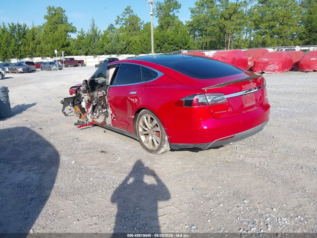2014 Tesla Model S P85d მანქანა იყიდება აუქციონზე, vin: 5YJSA1H28EFP62681, აუქციონის ნომერი: 45919445
