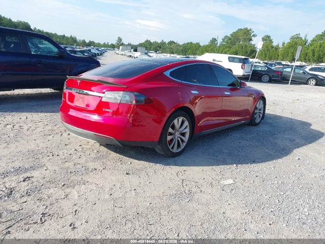 2014 Tesla Model S P85d მანქანა იყიდება აუქციონზე, vin: 5YJSA1H28EFP62681, აუქციონის ნომერი: 45919445