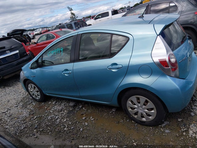 2013 Toyota Prius C One მანქანა იყიდება აუქციონზე, vin: JTDKDTB36D1058054, აუქციონის ნომერი: 45919449