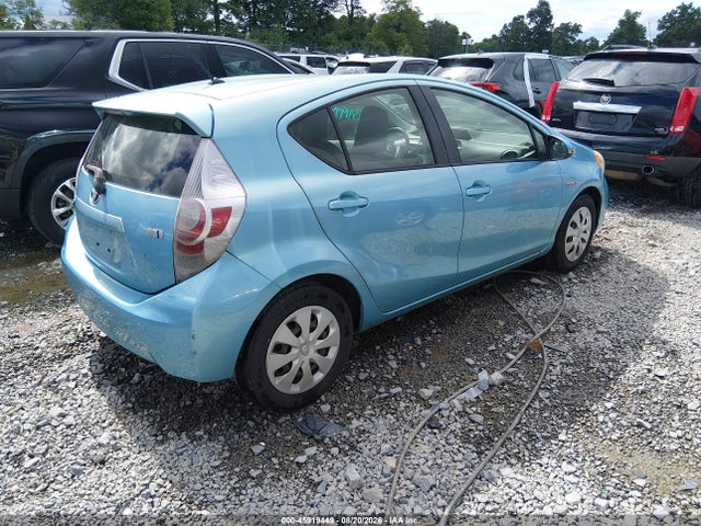 2013 Toyota Prius C One მანქანა იყიდება აუქციონზე, vin: JTDKDTB36D1058054, აუქციონის ნომერი: 45919449