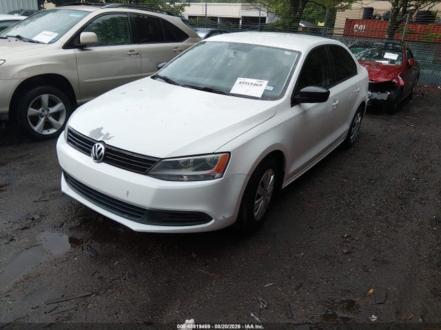 2014 Volkswagen Jetta 2.0l S მანქანა იყიდება აუქციონზე, vin: 3VW2K7AJ9EM275127, აუქციონის ნომერი: 45919469