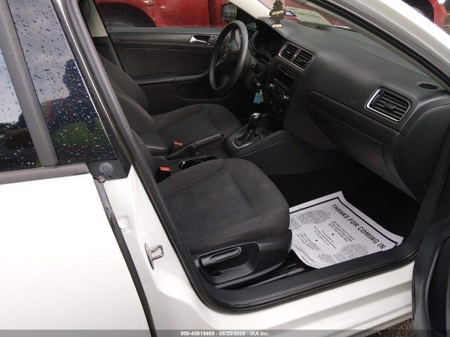 2014 Volkswagen Jetta 2.0l S მანქანა იყიდება აუქციონზე, vin: 3VW2K7AJ9EM275127, აუქციონის ნომერი: 45919469