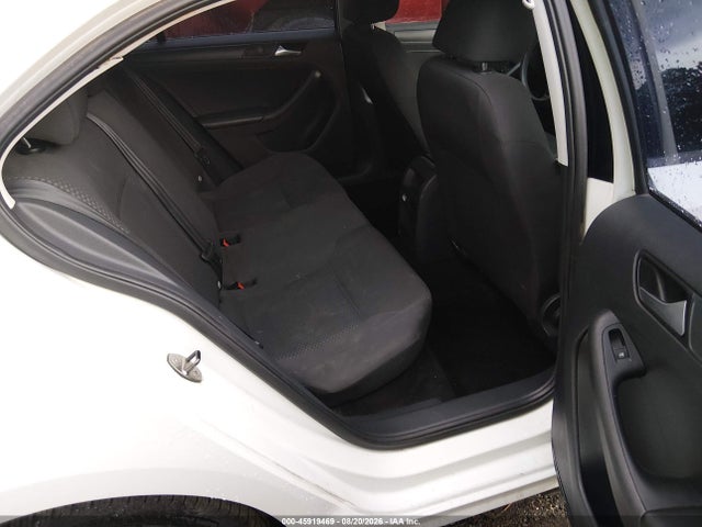 2014 Volkswagen Jetta 2.0l S მანქანა იყიდება აუქციონზე, vin: 3VW2K7AJ9EM275127, აუქციონის ნომერი: 45919469
