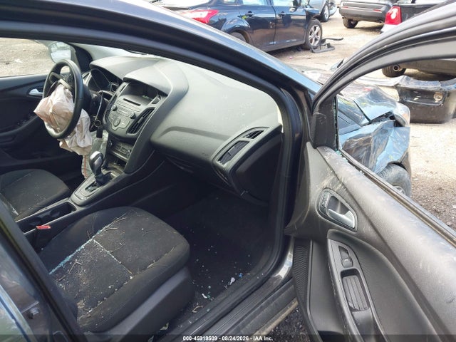 45919509 :رقم المزاد ، 1FADP3F29FL352062 vin ، 2015 Ford Focus Se مزاد بيع