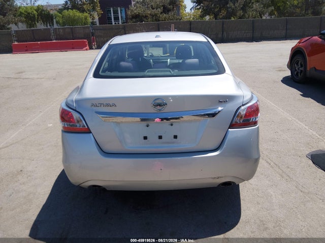 Nissan Altima 2.5 Sv 2015 1N4AL3AP7FC164366 Image 17