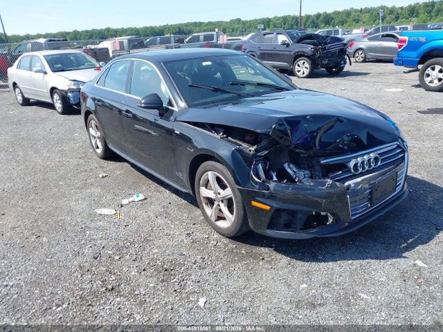 Продаж на аукціоні авто 2019 Audi A4 45 Premium, vin: WAUDNAF4XKA030684, номер лоту: 45919581