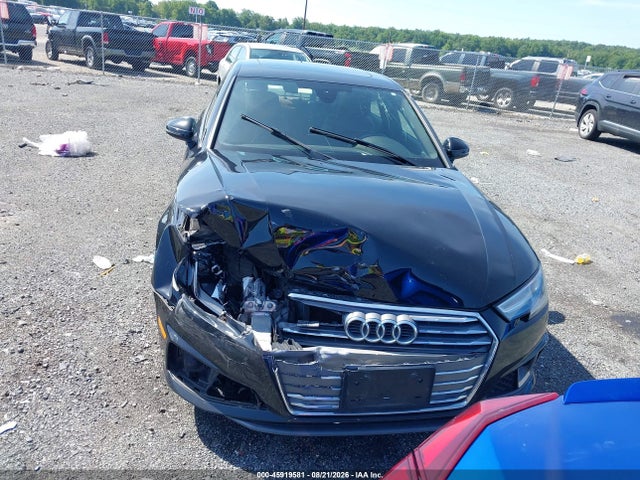 Продаж на аукціоні авто 2019 Audi A4 45 Premium, vin: WAUDNAF4XKA030684, номер лоту: 45919581