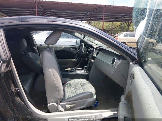Продажа на аукционе авто 2006 Ford Mustang Gt, vin: 1ZVFT82H865215041, номер лота: 45919640