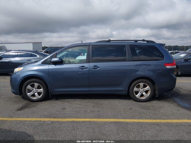 Aukcja sprzedaży 2013 Toyota Sienna Le V6 8 Passenger, vin: 5TDKK3DC9DS355888, numer aukcji: 45919656
