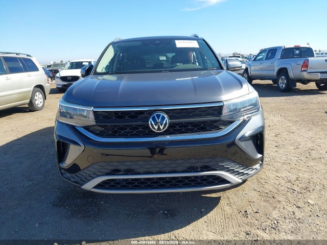 2022 Volkswagen Taos 1.5t Se მანქანა იყიდება აუქციონზე, vin: 3VVSX7B28NM011099, აუქციონის ნომერი: 45919665