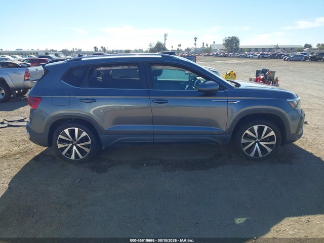 2022 Volkswagen Taos 1.5t Se მანქანა იყიდება აუქციონზე, vin: 3VVSX7B28NM011099, აუქციონის ნომერი: 45919665