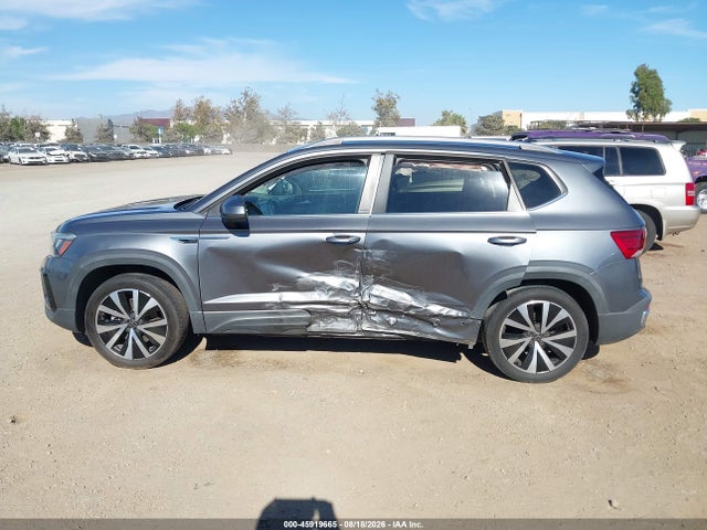 2022 Volkswagen Taos 1.5t Se მანქანა იყიდება აუქციონზე, vin: 3VVSX7B28NM011099, აუქციონის ნომერი: 45919665