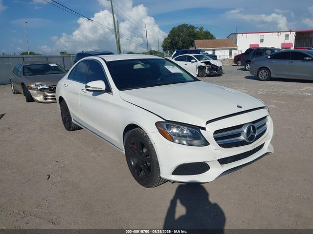 45919700 :رقم المزاد ، 55SWF4KB5GU166703 vin ، 2016 Mercedes-benz C 300 4matic مزاد بيع