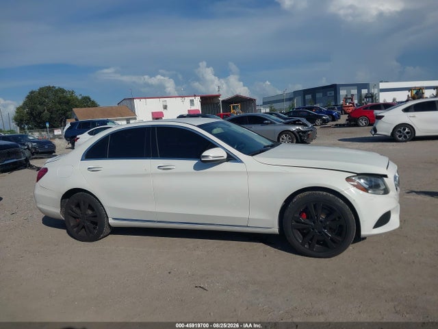 45919700 :رقم المزاد ، 55SWF4KB5GU166703 vin ، 2016 Mercedes-benz C 300 4matic مزاد بيع