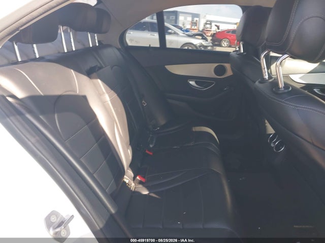 45919700 :رقم المزاد ، 55SWF4KB5GU166703 vin ، 2016 Mercedes-benz C 300 4matic مزاد بيع