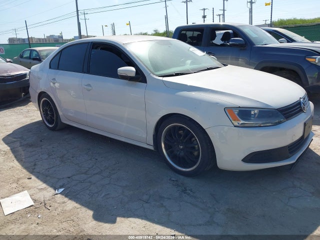2011 Volkswagen Jetta 2.5l Se მანქანა იყიდება აუქციონზე, vin: 3VWDX7AJ1BM348920, აუქციონის ნომერი: 45919742