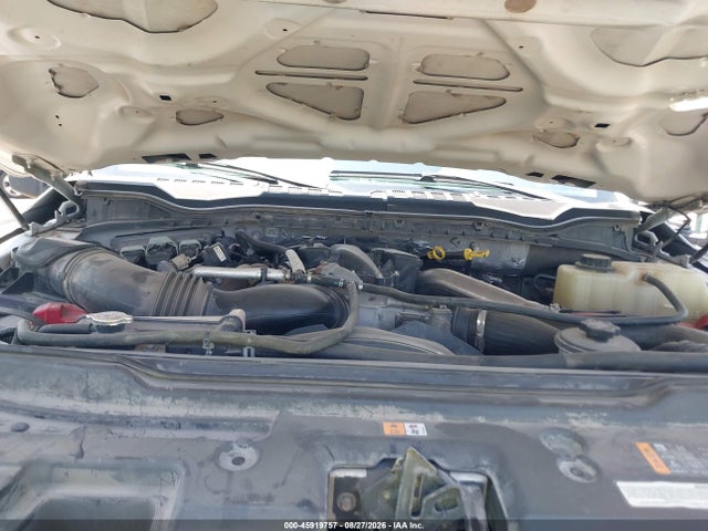 Ford F-550 Chassis Xl 2019 1FDUF5GT5KEF58540 Image 9