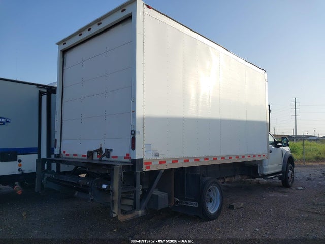 Ford F-550 Chassis Xl 2019 1FDUF5GT5KEF58540 Image 4
