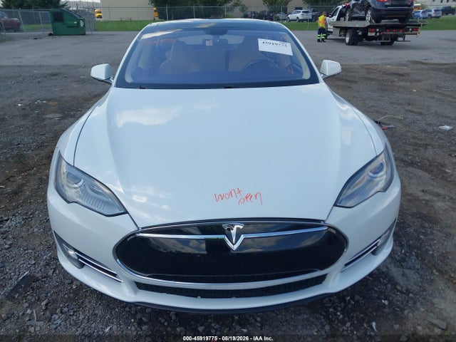 Продаж на аукціоні авто 2013 Tesla Model S Performance, vin: 5YJSA1DP2DFP13475, номер лоту: 45919775