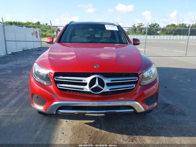 45919791 :رقم المزاد ، WDC0G4JB6JV018746 vin ، 2018 Mercedes-benz Glc 300 مزاد بيع