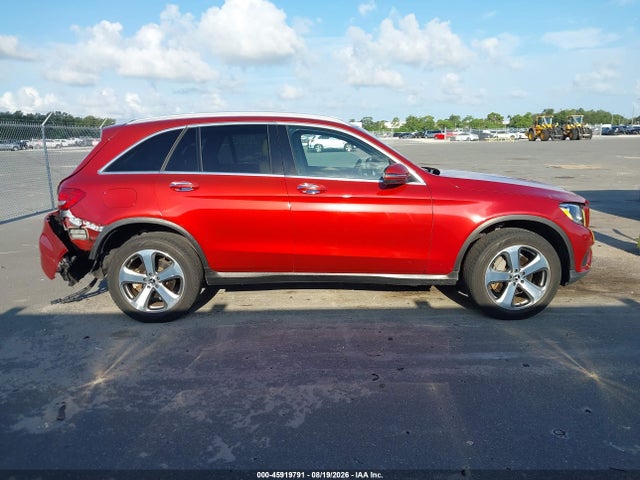 45919791 :رقم المزاد ، WDC0G4JB6JV018746 vin ، 2018 Mercedes-benz Glc 300 مزاد بيع