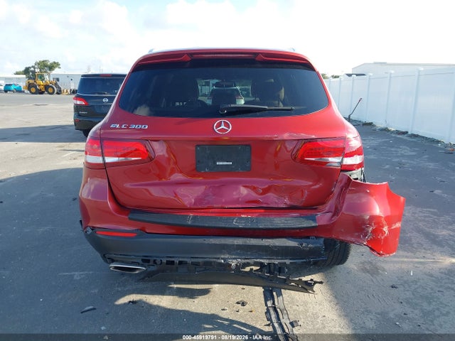 45919791 :رقم المزاد ، WDC0G4JB6JV018746 vin ، 2018 Mercedes-benz Glc 300 مزاد بيع