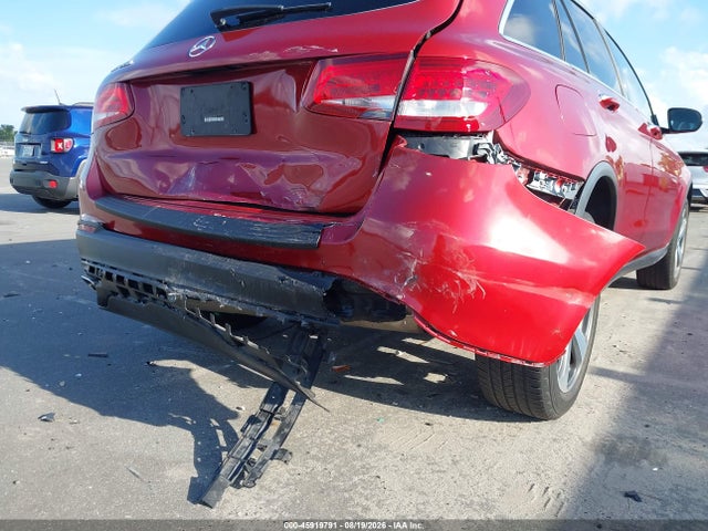 45919791 :رقم المزاد ، WDC0G4JB6JV018746 vin ، 2018 Mercedes-benz Glc 300 مزاد بيع