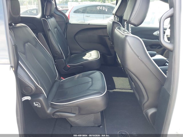 2026 Chrysler Pacifica Limited მანქანა იყიდება აუქციონზე, vin: 2C4RC1GG3TR221013, აუქციონის ნომერი: 45919804