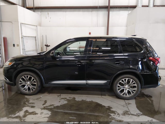 Mitsubishi Outlander Se 2017 JA4AZ3A38HZ044687 Image 14